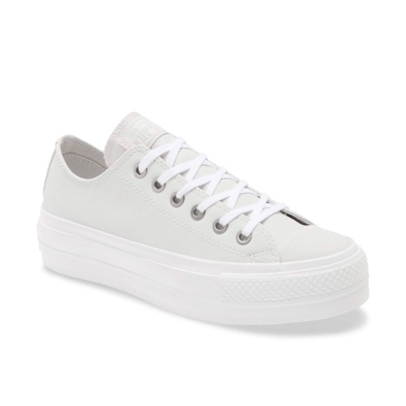 Chuck Taylor All Star Converse White Platform Sneaker Leather Low Top 9 - Picture 1 of 9